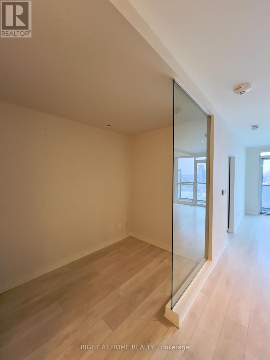 2210 - 6 Sonic Way, Toronto, Ontario  M3C 0P1 - Photo 6 - C12455799