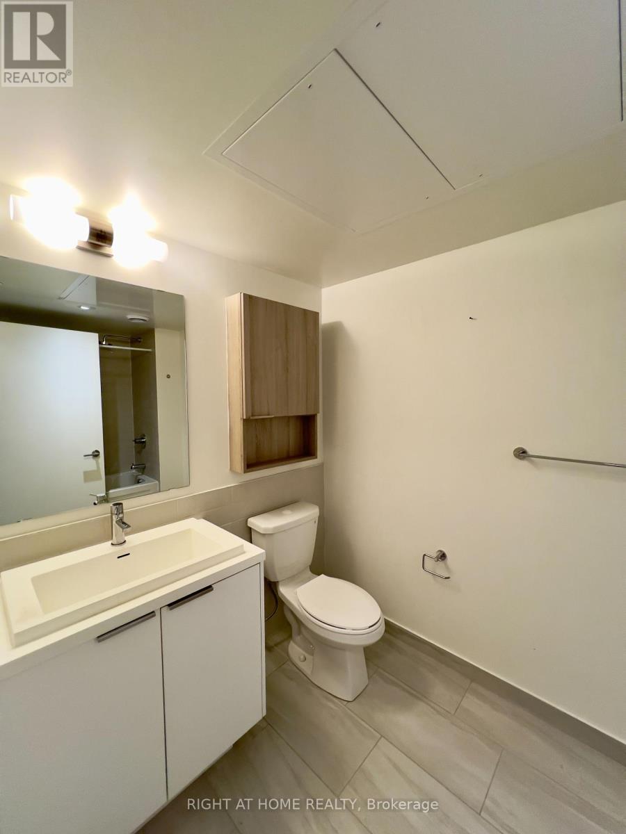 2210 - 6 Sonic Way, Toronto, Ontario  M3C 0P1 - Photo 8 - C12455799