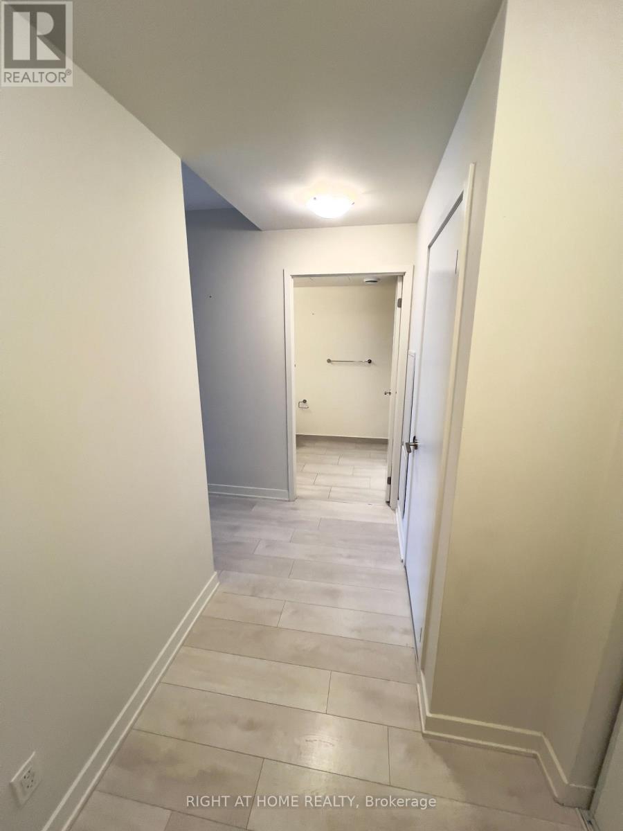 2210 - 6 Sonic Way, Toronto, Ontario  M3C 0P1 - Photo 9 - C12455799