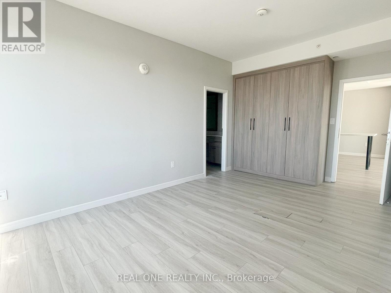 2809 - 20 George Street, Hamilton, Ontario  L8P 0C4 - Photo 13 - X12455743