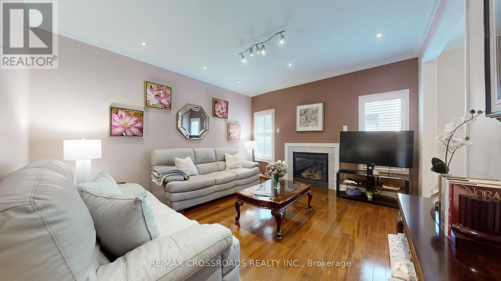 14 Coyle Street, Ajax, Ontario  L1T 0A2 - Photo 4 - E12455814