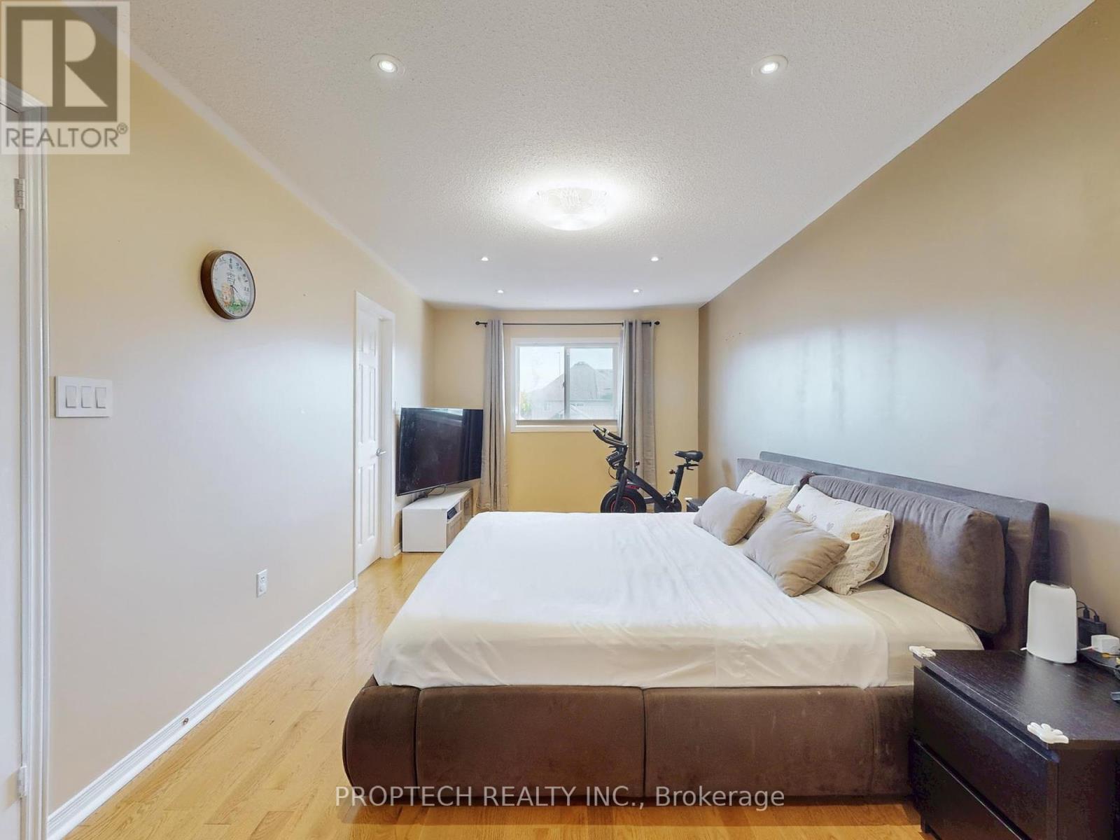 61 Cariglia Trail, Markham, Ontario  L3R 4X1 - Photo 22 - N12455791