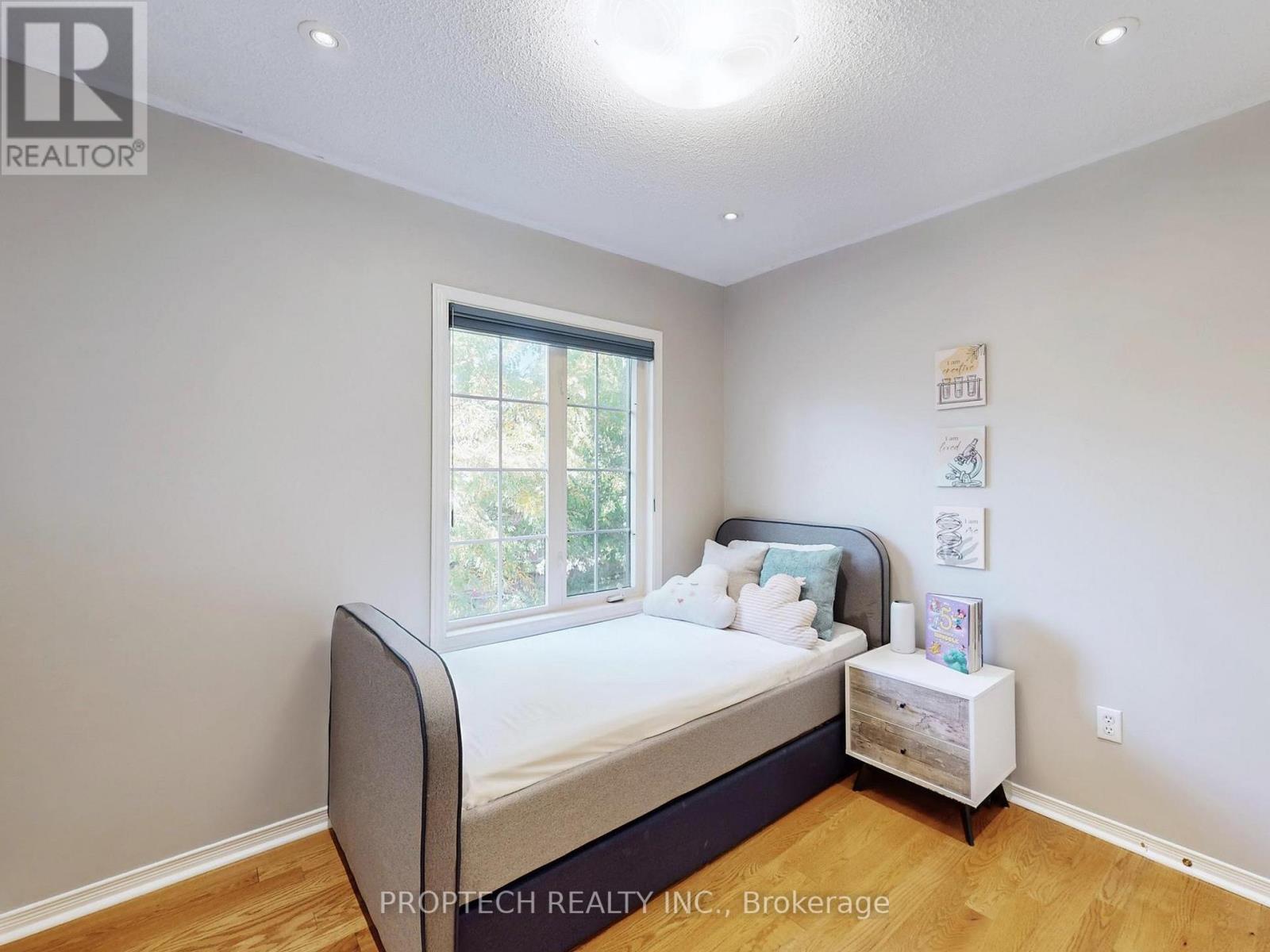 61 Cariglia Trail, Markham, Ontario  L3R 4X1 - Photo 27 - N12455791