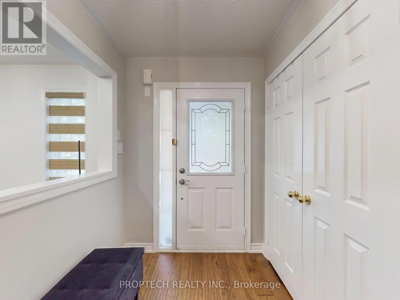 61 Cariglia Trail, Markham, Ontario  L3R 4X1 - Photo 3 - N12455791