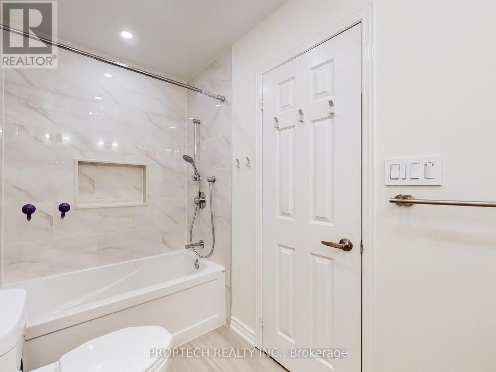 61 Cariglia Trail, Markham, Ontario  L3R 4X1 - Photo 30 - N12455791