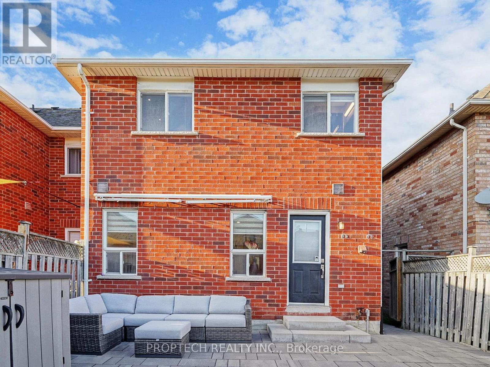 61 Cariglia Trail, Markham, Ontario  L3R 4X1 - Photo 41 - N12455791