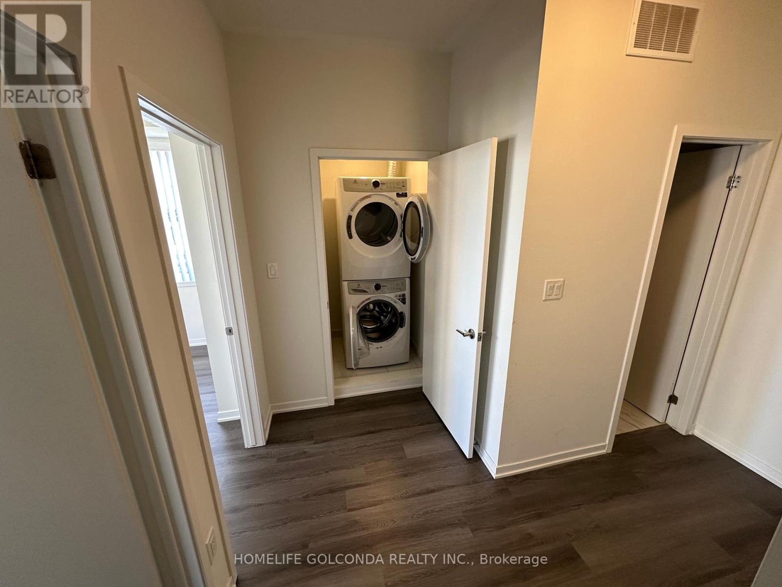 149 - 31 Almond Blossom Mews, Vaughan, Ontario  L4K 0N7 - Photo 12 - N12455803