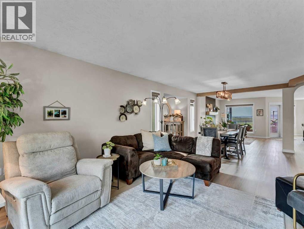 729 Taylor Road Se, Medicine Hat, Alberta  T1B 4A5 - Photo 5 - A2253314