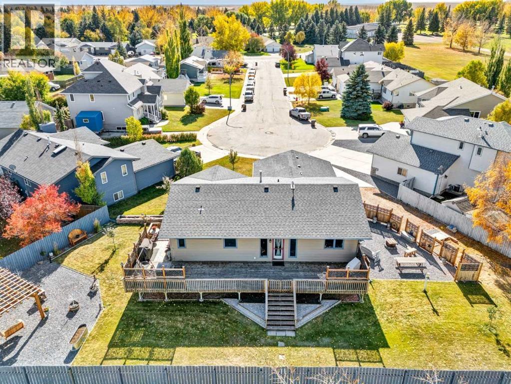 833 1 Streetclose W, Bassano, Alberta  T0J 0B0 - Photo 3 - A2263705
