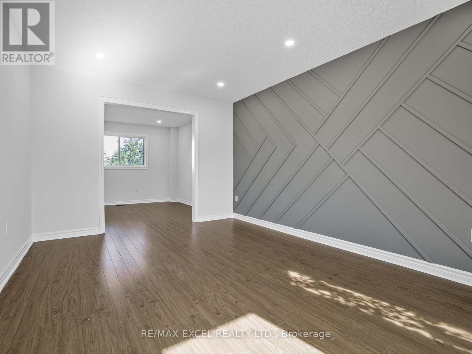 25 Golden Meadow Road, Barrie, Ontario  L4N 7E6 - Photo 6 - S12455798