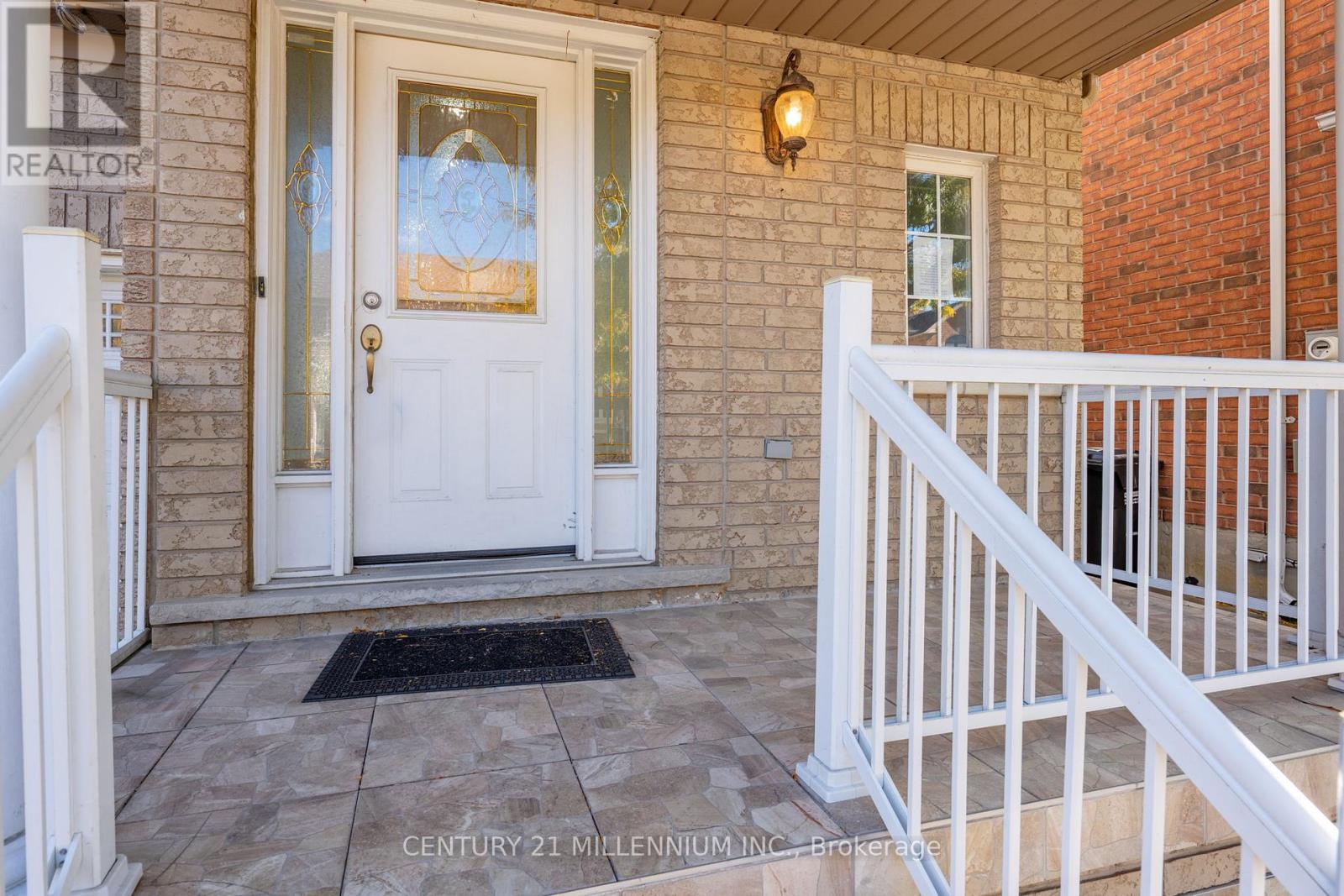 87 Heartleaf Crescent, Brampton, Ontario  L7A 2B9 - Photo 5 - W12455787