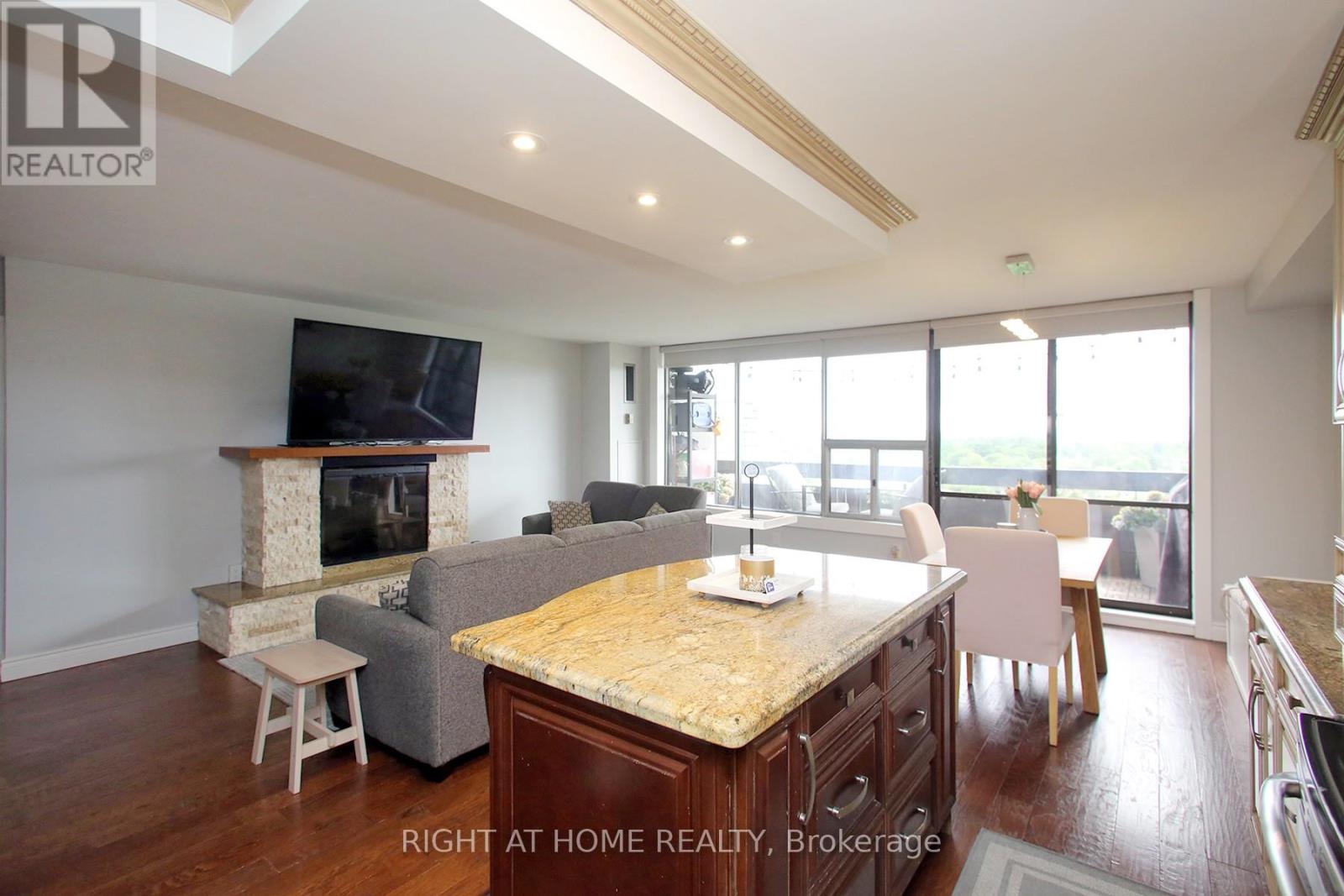 1508 - 11 Wincott Drive, Toronto, Ontario  M9R 2R9 - Photo 13 - W12455796