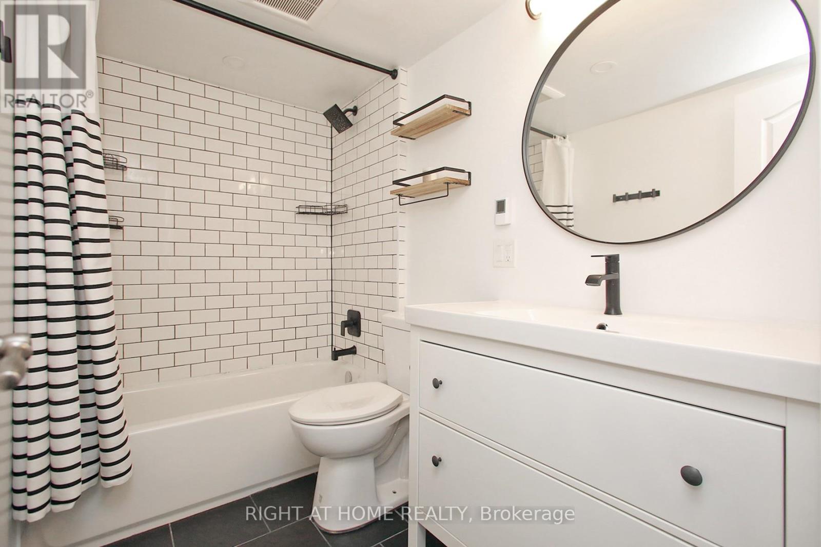 1508 - 11 Wincott Drive, Toronto, Ontario  M9R 2R9 - Photo 20 - W12455796