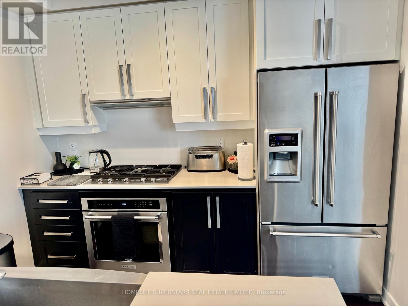 Th 3 - 4070 Parkside Village Drive W, Mississauga, Ontario  L5B 0K2 - Photo 10 - W12455804