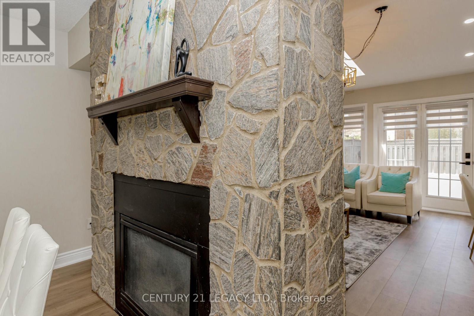 23 Alaskan Summit Court, Brampton, Ontario  L6R 1P1 - Photo 11 - W12455806