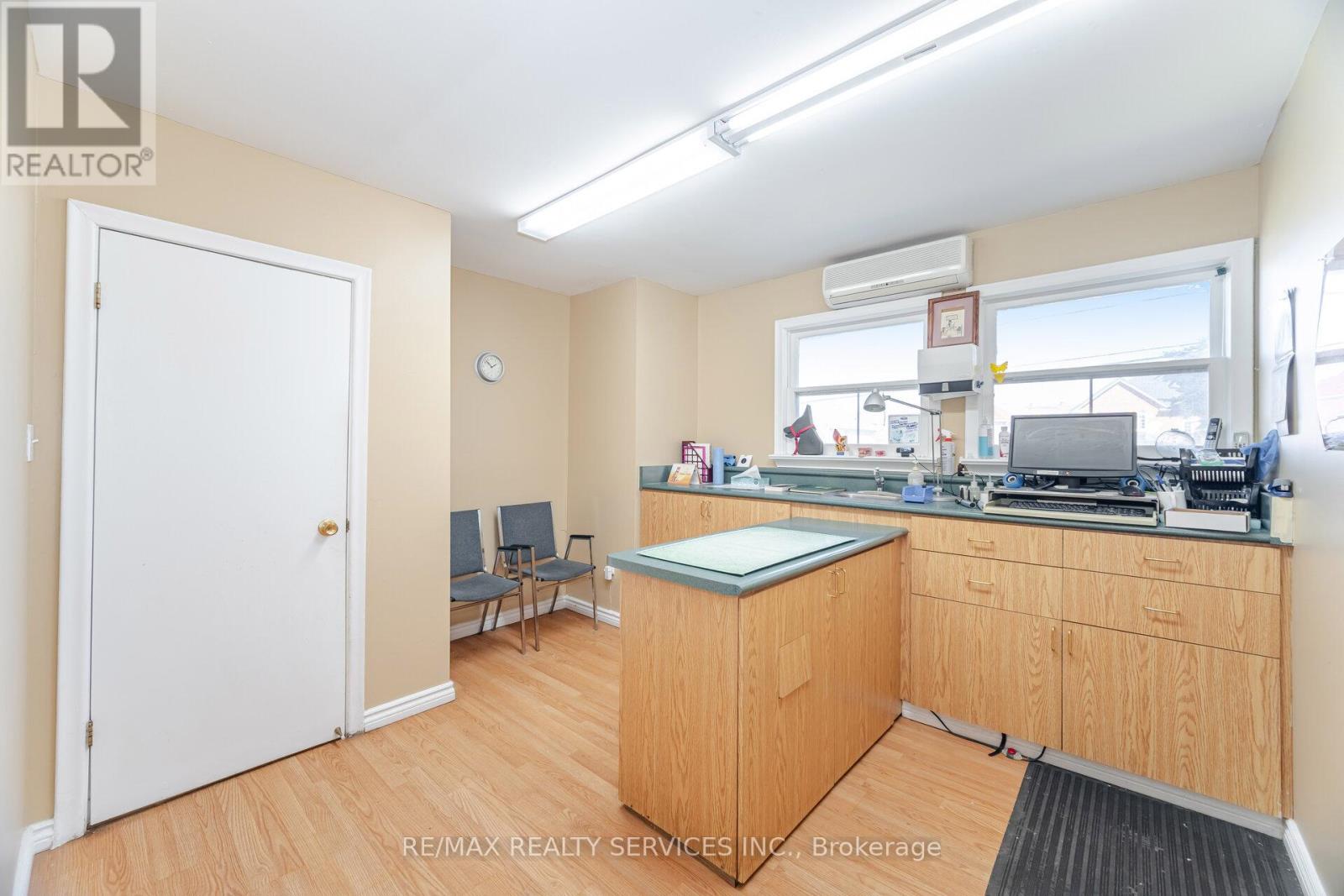 5330 Creditview Road, Mississauga, Ontario  L5M 5N5 - Photo 16 - W12455812