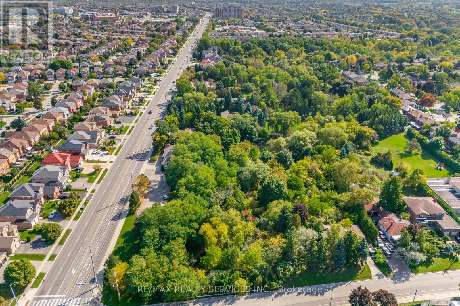 5330 Creditview Road, Mississauga, Ontario  L5M 5N5 - Photo 43 - W12455812