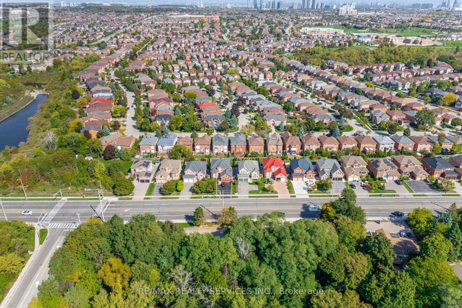 5330 Creditview Road, Mississauga, Ontario  L5M 5N5 - Photo 44 - W12455812