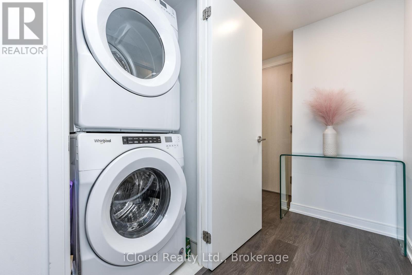 1201 - 30 Samuel Wood Way, Toronto, Ontario  M9B 0C9 - Photo 28 - W12455815