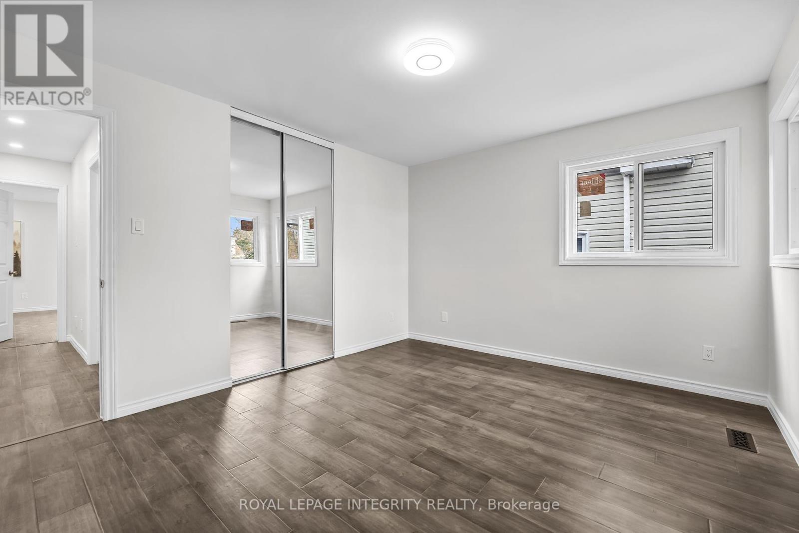 83 Saddle Crescent, Ottawa, Ontario  K1G 5L3 - Photo 28 - X12455830