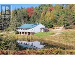 669 RYE ROAD, Parry Sound, Ontario