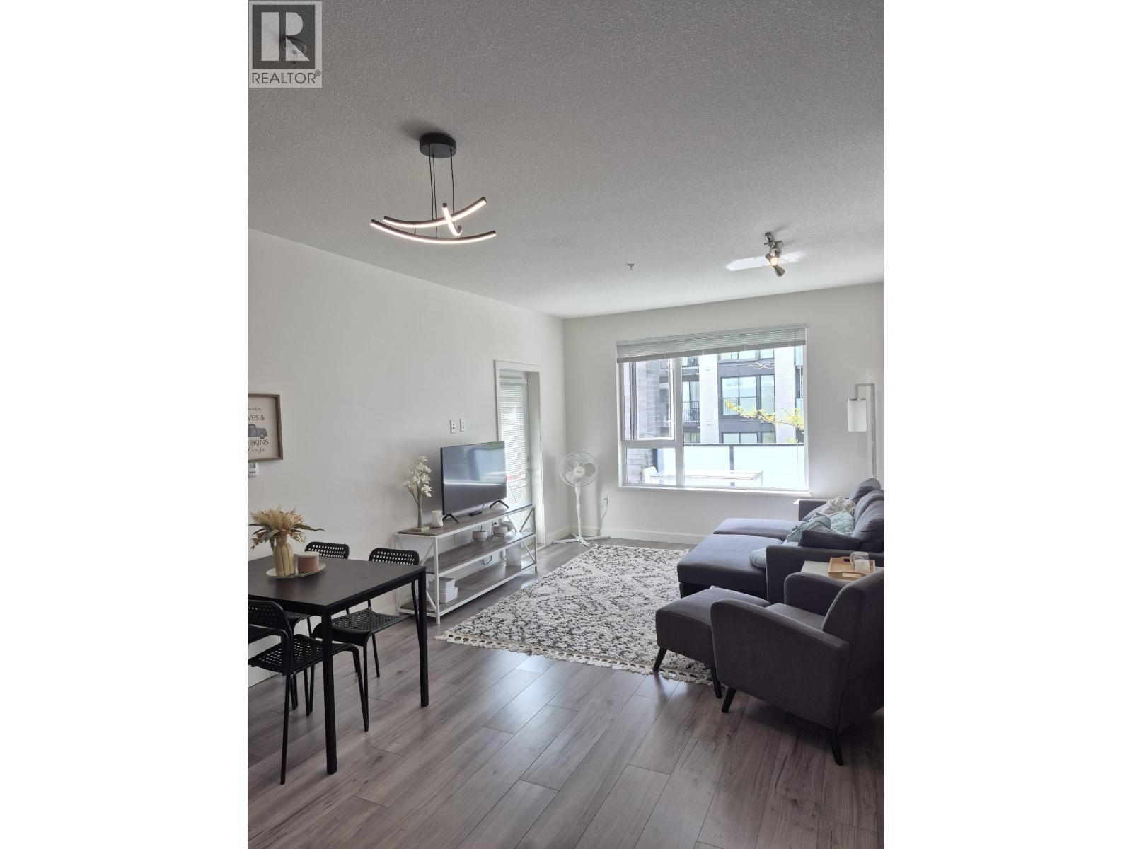 209 9250 University High Street, Burnaby, British Columbia  V5A 0B3 - Photo 2 - R3052662