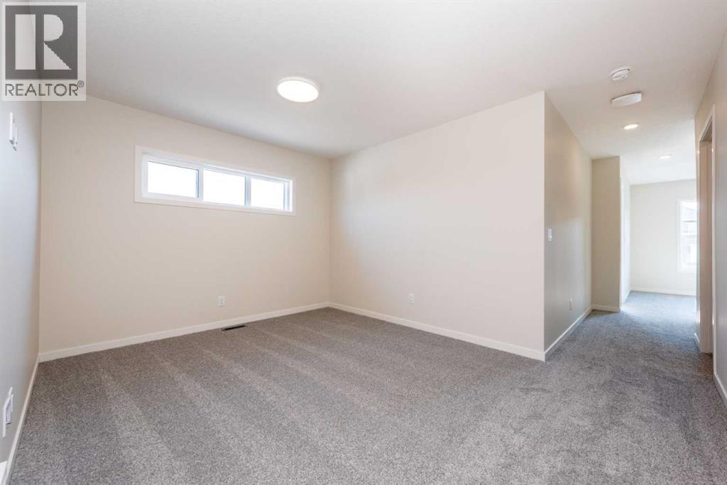 264 Marmot Grove Nw, Calgary, Alberta  T3J 2J5 - Photo 18 - A2260366