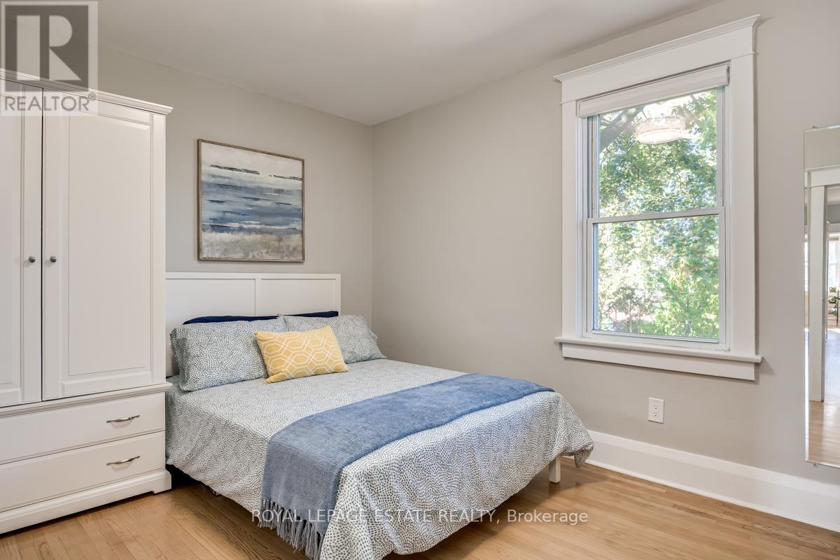 532 Glebeholme Boulevard, Toronto, Ontario  M4C 1V4 - Photo 17 - E12455822