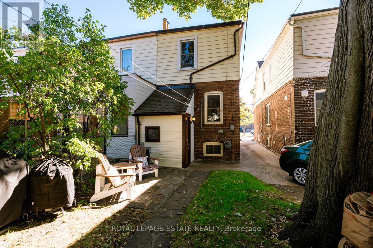532 Glebeholme Boulevard, Toronto, Ontario  M4C 1V4 - Photo 24 - E12455822