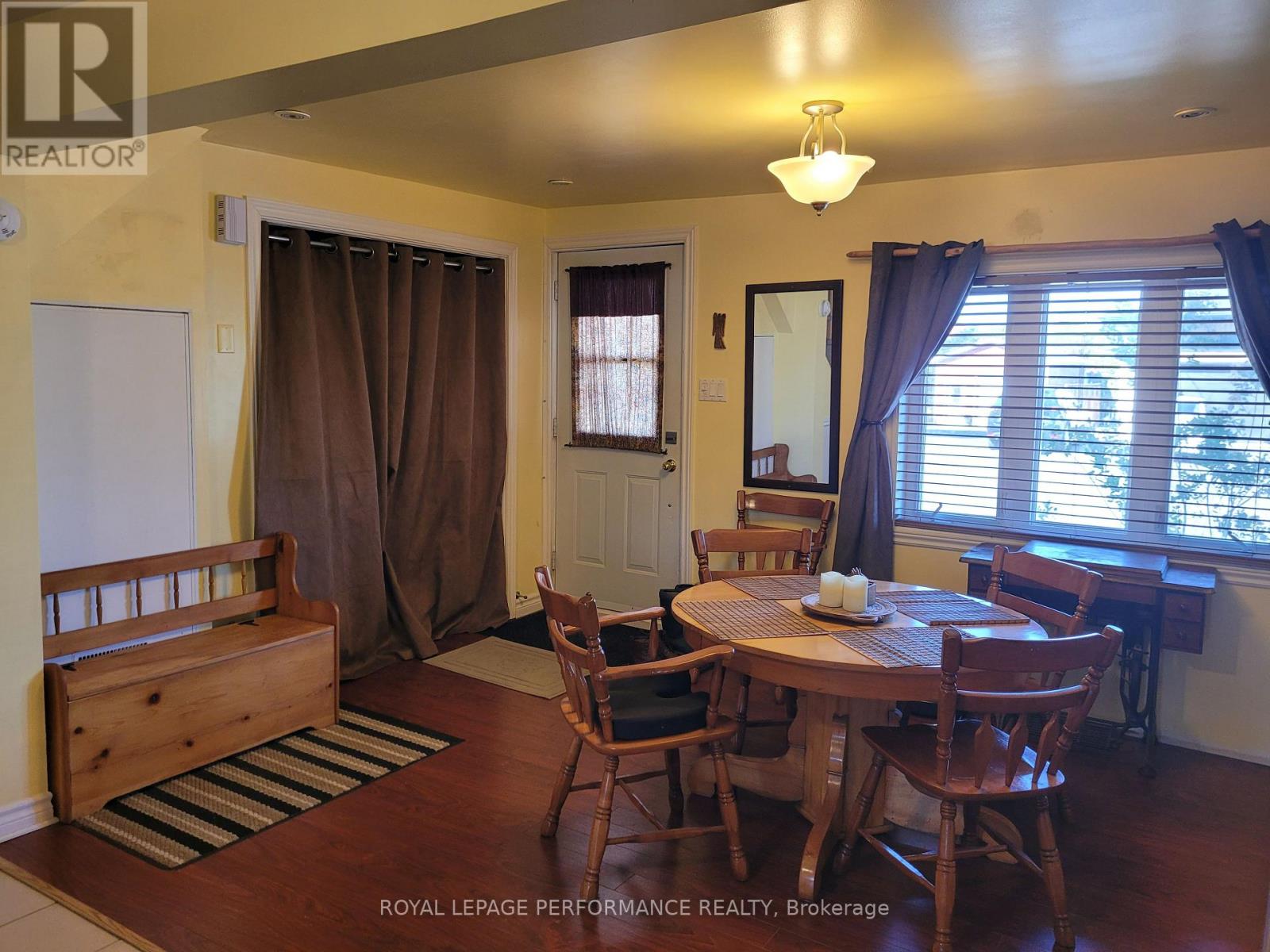 975 Queen Street, Champlain, Ontario  K0B 1K0 - Photo 3 - X12435934