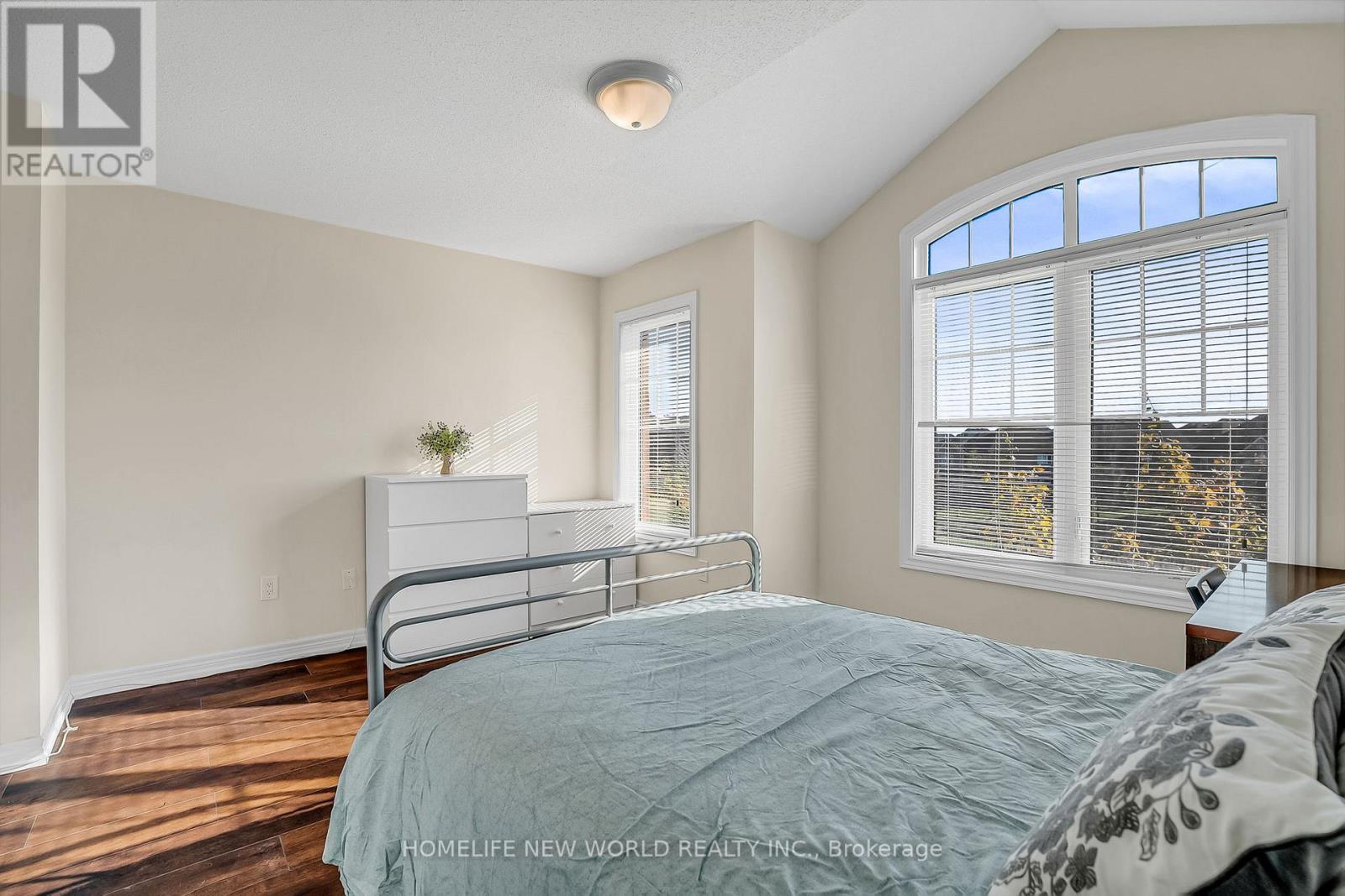 193 Dundas Way, Markham, Ontario  L6E 0T1 - Photo 15 - N12455817