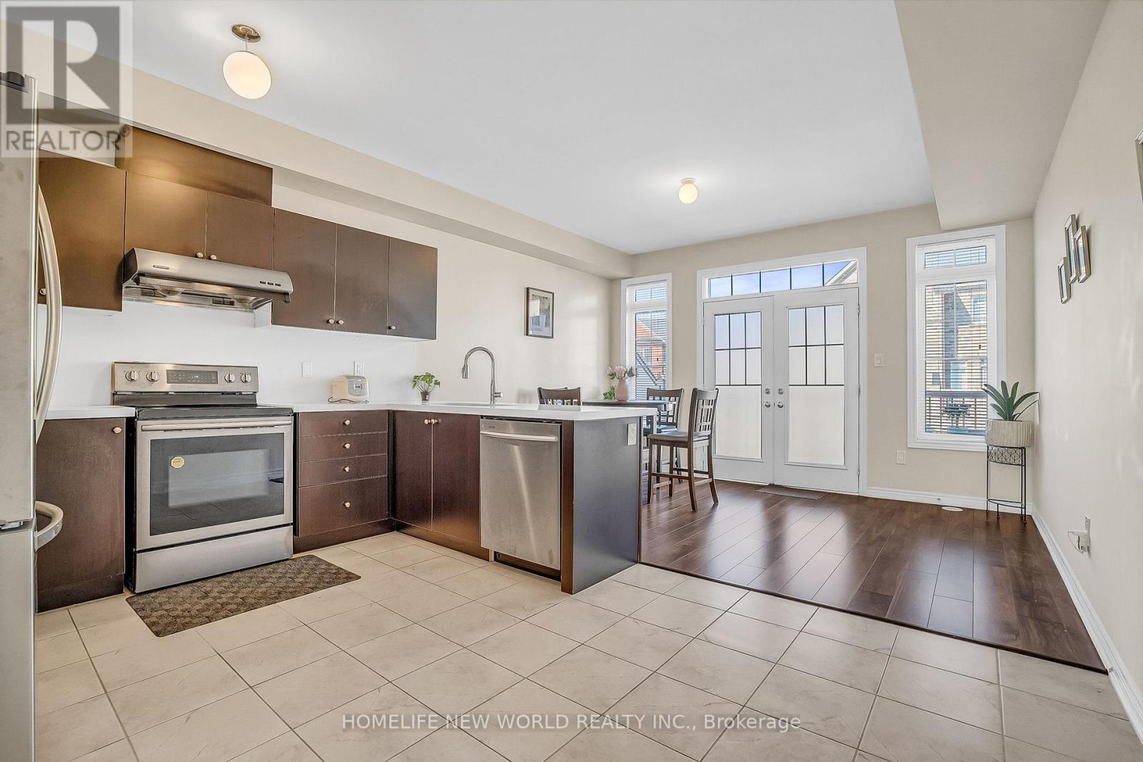 193 Dundas Way, Markham, Ontario  L6E 0T1 - Photo 6 - N12455817