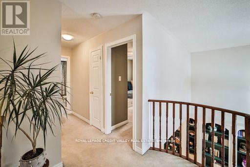 9 Sheardown Trail, Caledon, Ontario  L7E 1Y5 - Photo 12 - W12455820