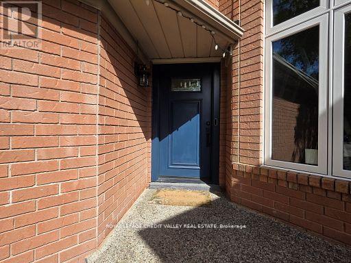 9 Sheardown Trail, Caledon, Ontario  L7E 1Y5 - Photo 2 - W12455820