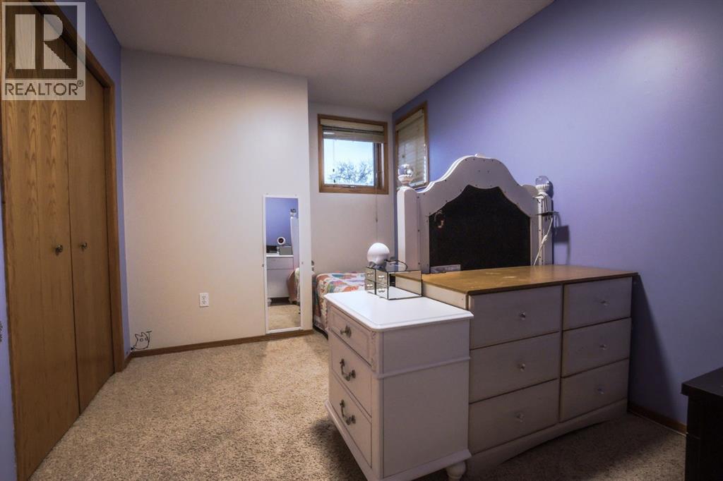 9048 104 Avenue, Grande Prairie, Alberta  T8X 1E6 - Photo 11 - A2263707