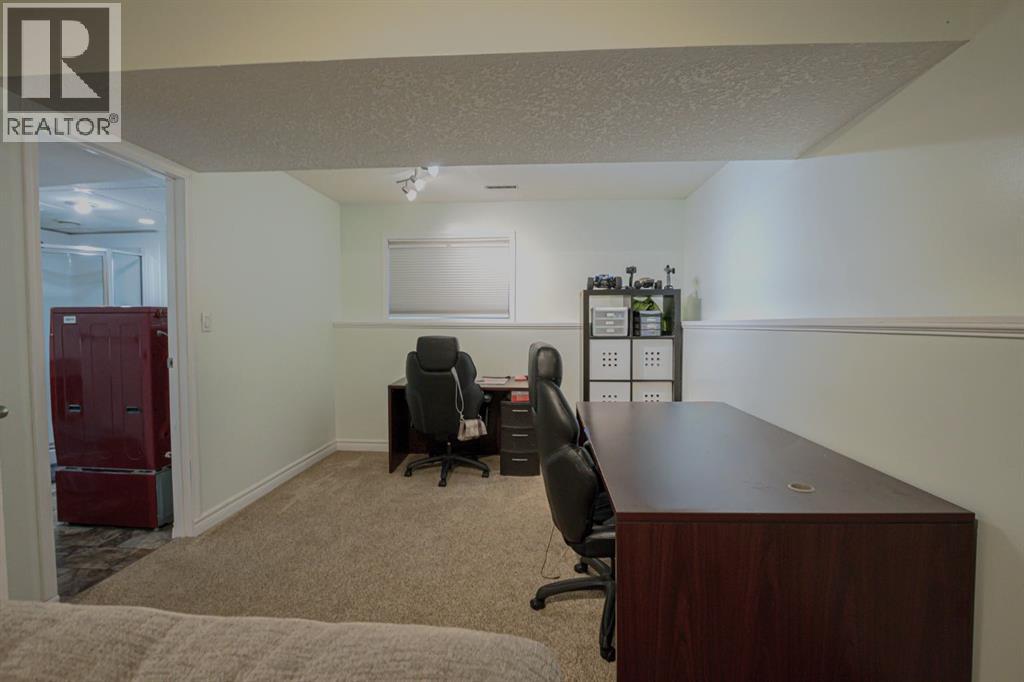 9048 104 Avenue, Grande Prairie, Alberta  T8X 1E6 - Photo 19 - A2263707