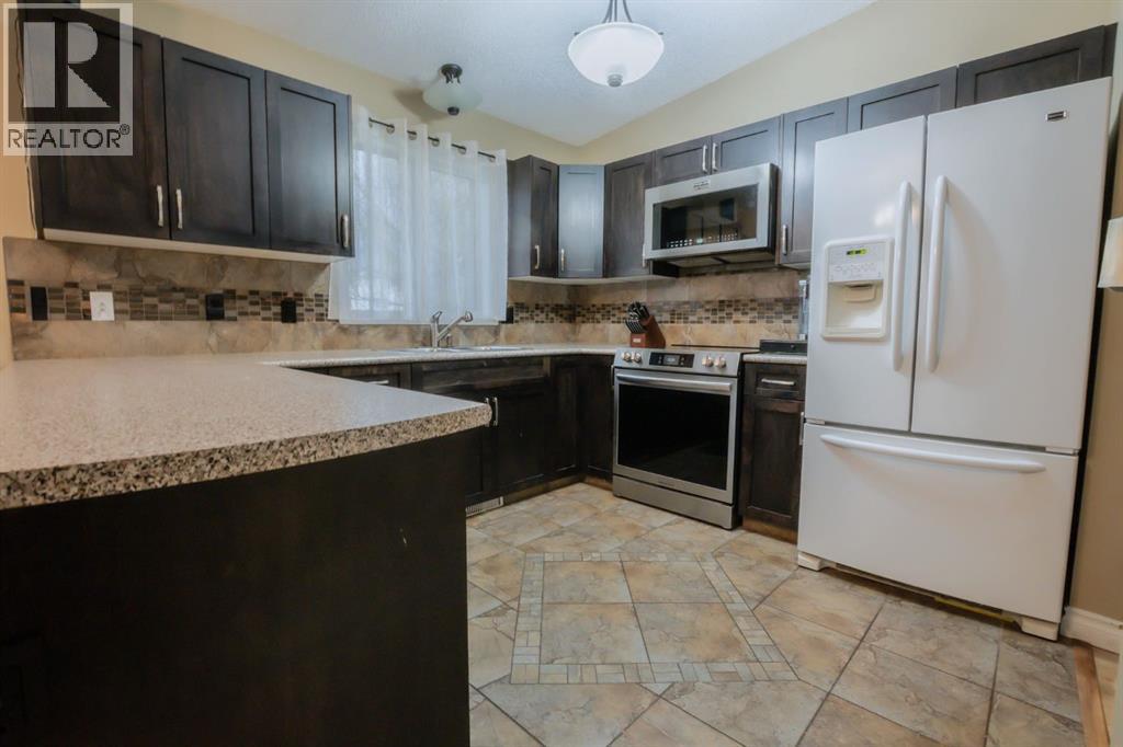 9048 104 Avenue, Grande Prairie, Alberta  T8X 1E6 - Photo 8 - A2263707