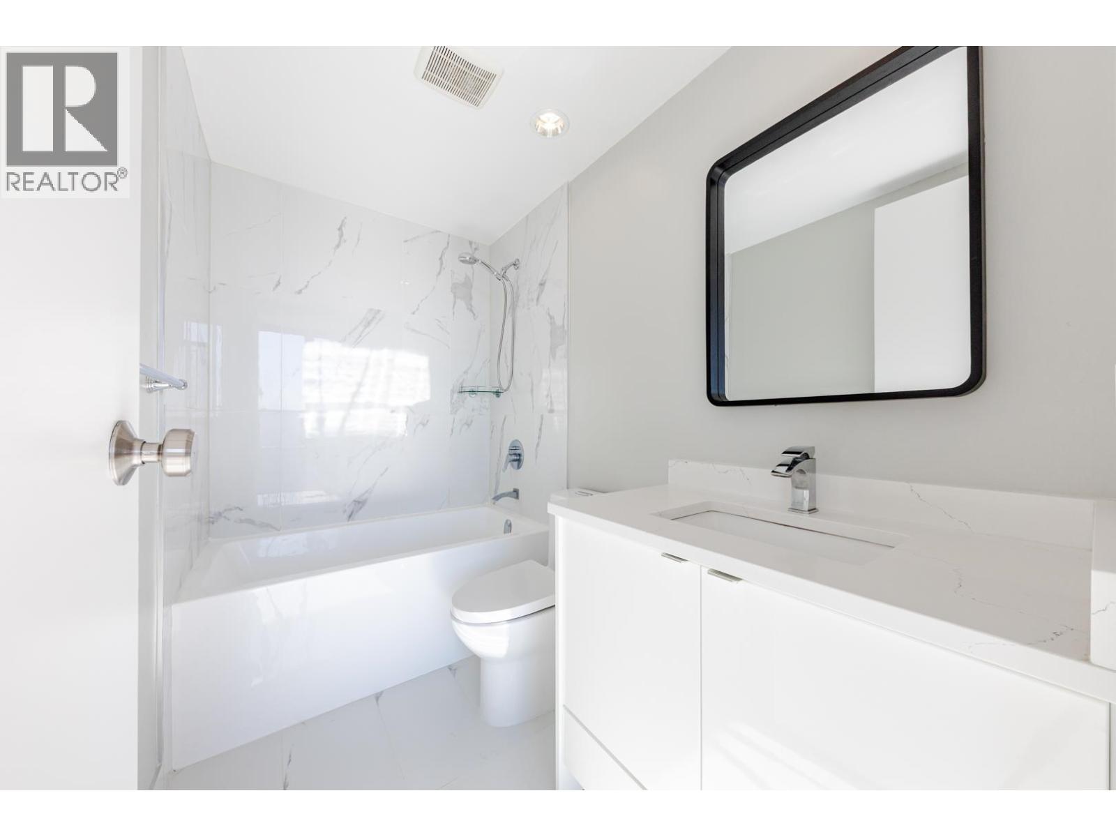 1001 7388 Sandborne Avenue, Burnaby, British Columbia  V5M 4A1 - Photo 11 - R3055950