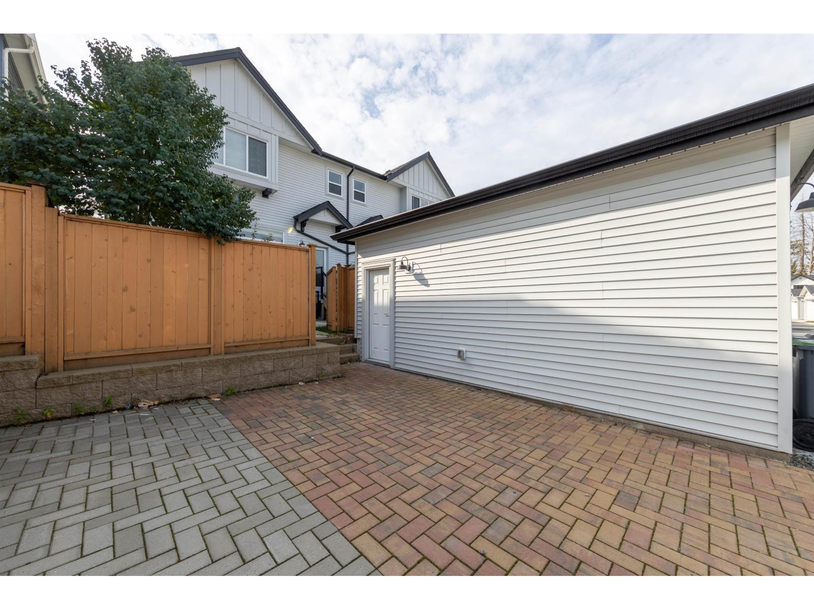 19785 75a Avenue, Langley, British Columbia  V2Y 5K2 - Photo 39 - R3056019