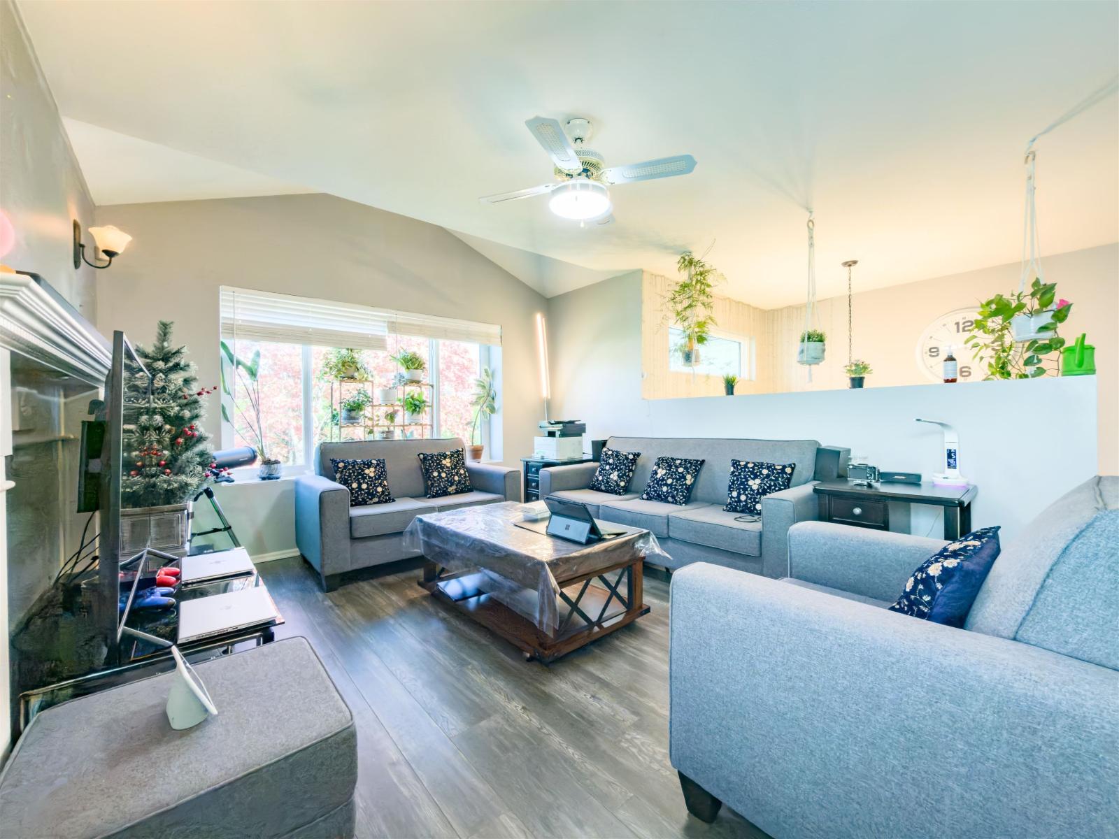 7469 Tern Street, Mission, British Columbia  V2V 5R8 - Photo 4 - R3057042