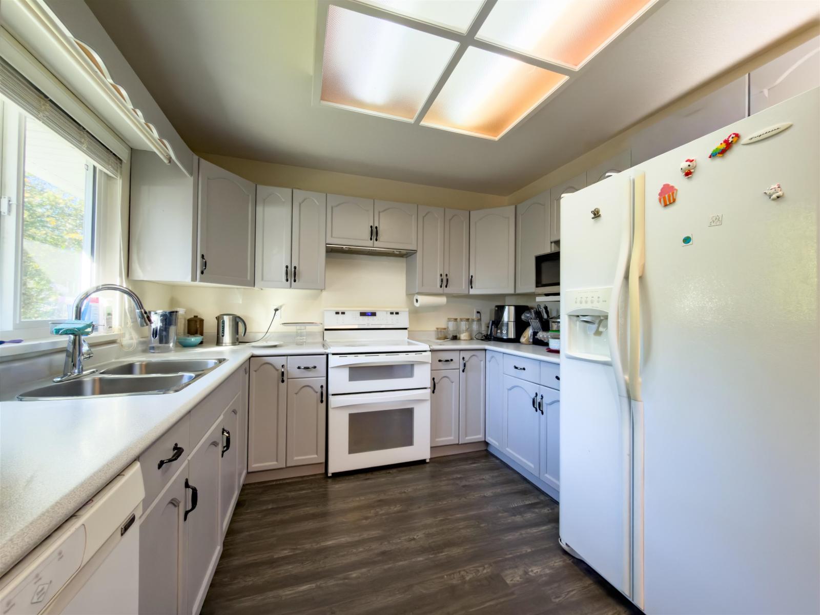 7469 Tern Street, Mission, British Columbia  V2V 5R8 - Photo 10 - R3057042