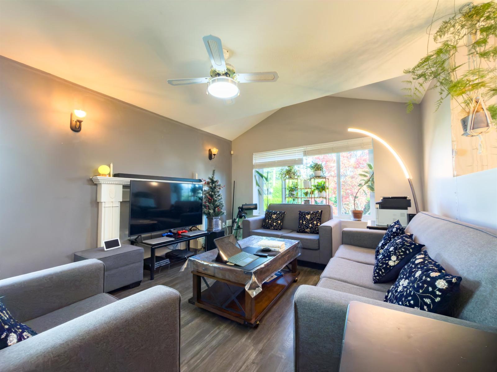7469 Tern Street, Mission, British Columbia  V2V 5R8 - Photo 6 - R3057042