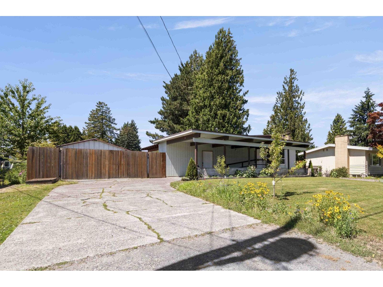 8919 Glenwood Street, Chilliwack Proper West, Chilliwack, British Columbia  V2P 3Z7 - Photo 2 - R3056149