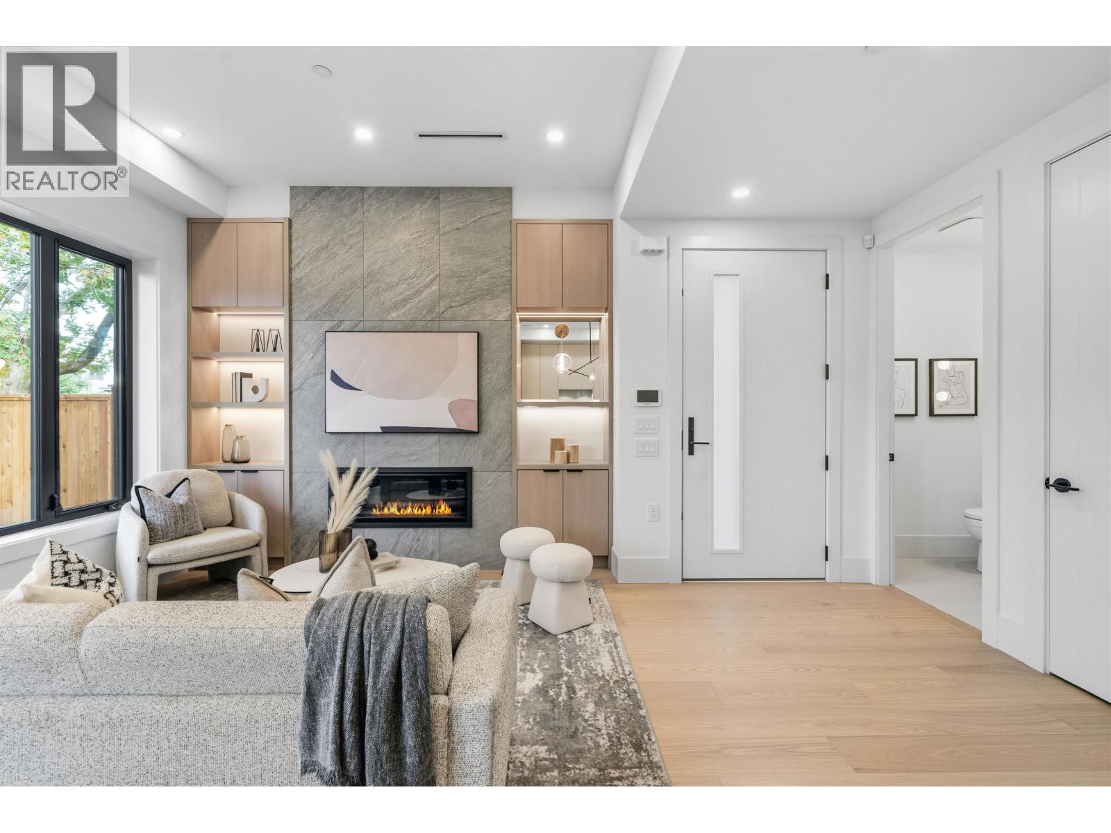 311 N Kamloops Street, Vancouver, British Columbia  V5K 0A9 - Photo 6 - R3056373