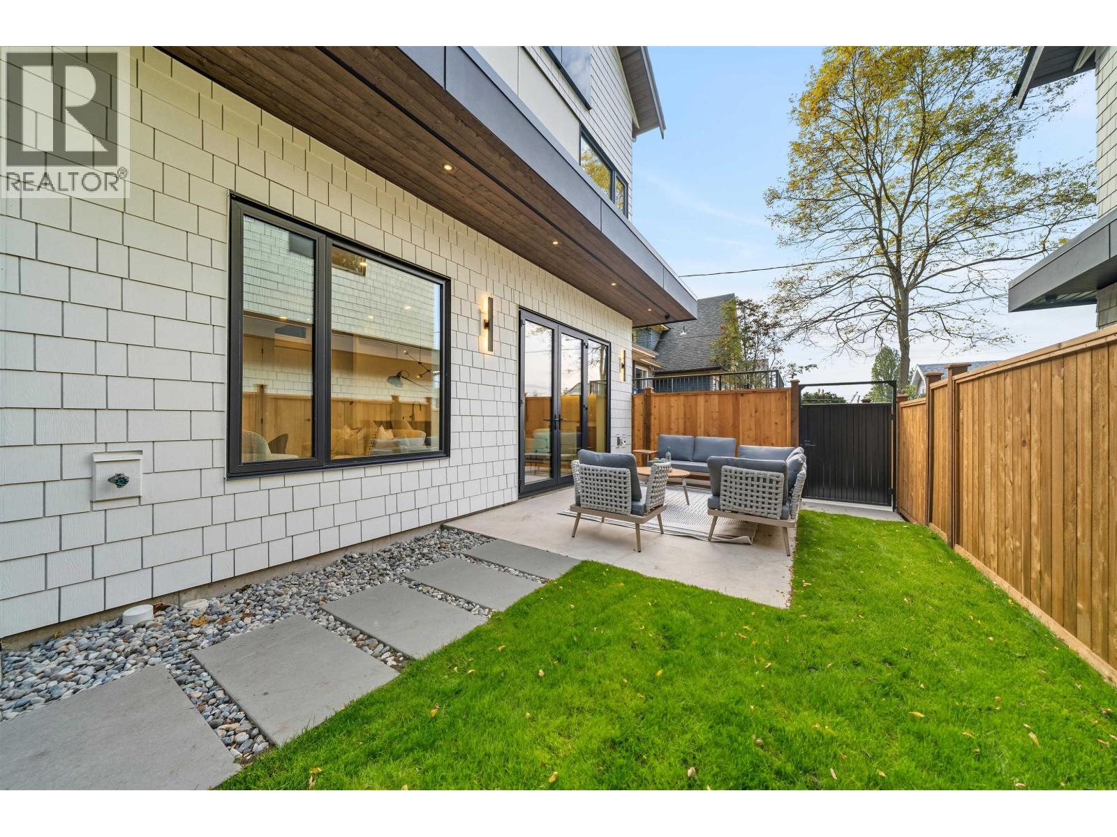 311 N Kamloops Street, Vancouver, British Columbia  V5K 0A9 - Photo 29 - R3056373
