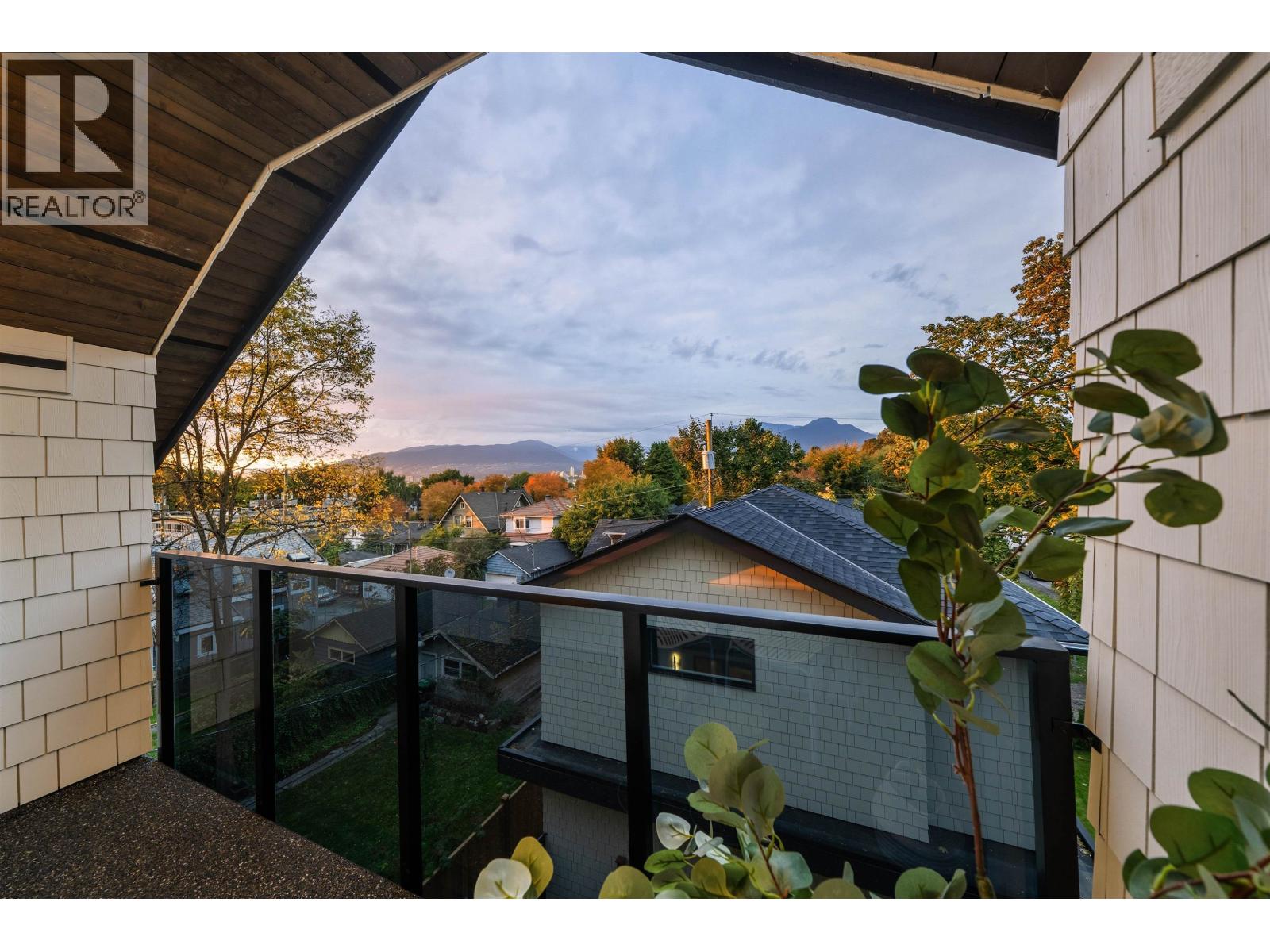 311 N Kamloops Street, Vancouver, British Columbia  V5K 0A9 - Photo 31 - R3056373