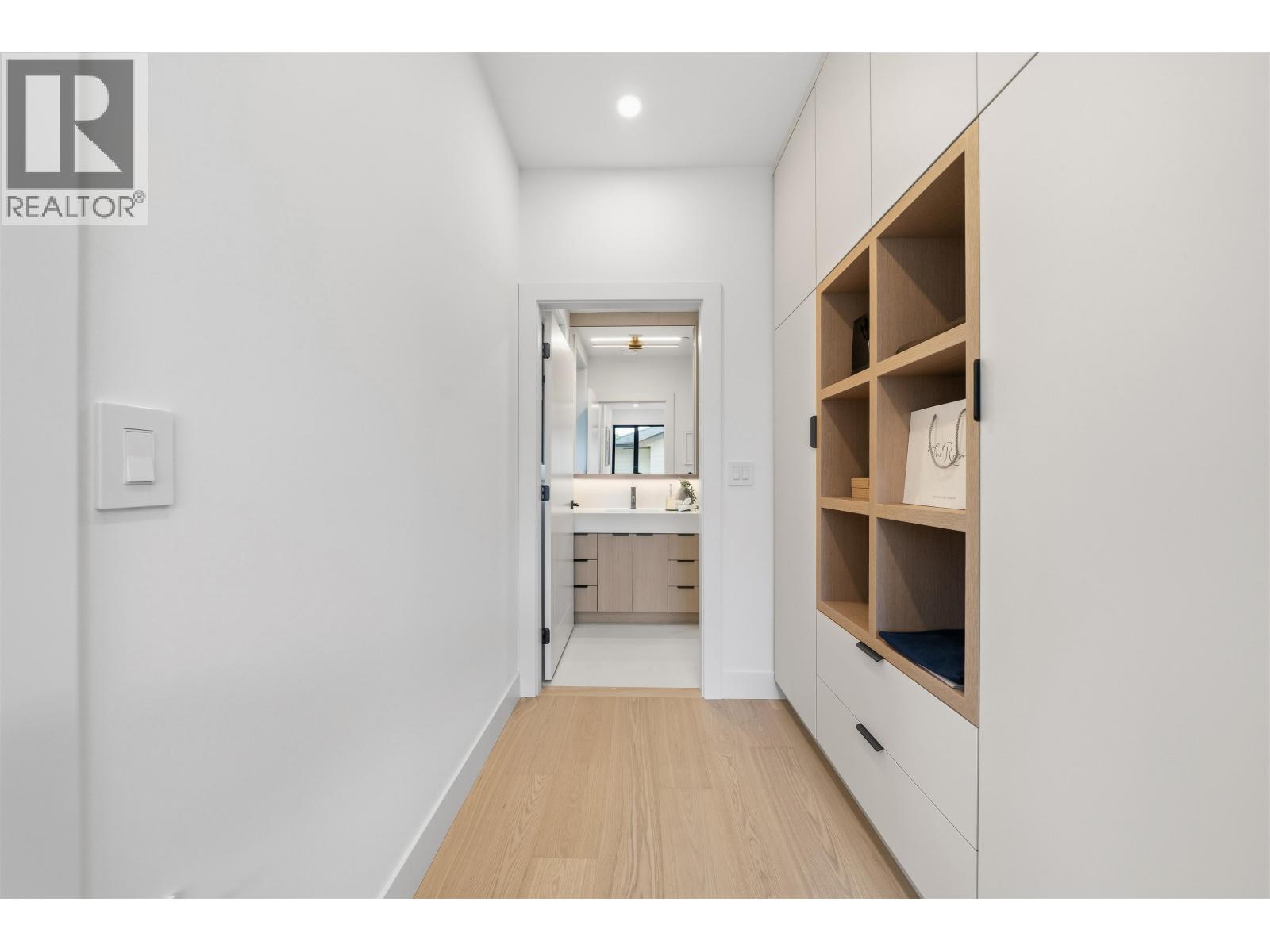 311 N Kamloops Street, Vancouver, British Columbia  V5K 0A9 - Photo 25 - R3056373