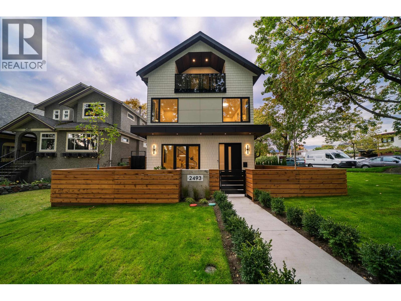 2493 ETON STREET, Vancouver, British Columbia