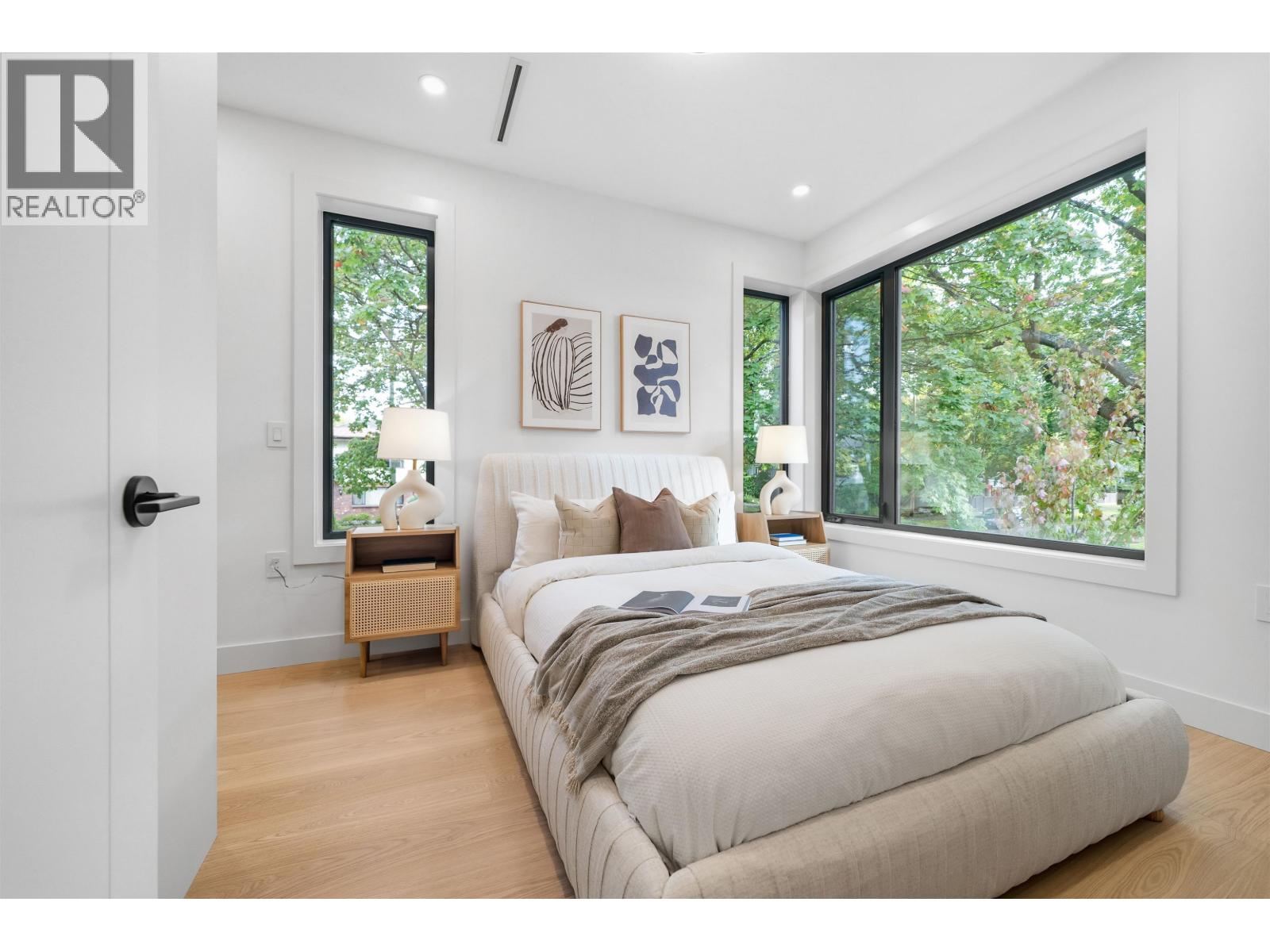2493 Eton Street, Vancouver, British Columbia  V5K 1J6 - Photo 12 - R3056798
