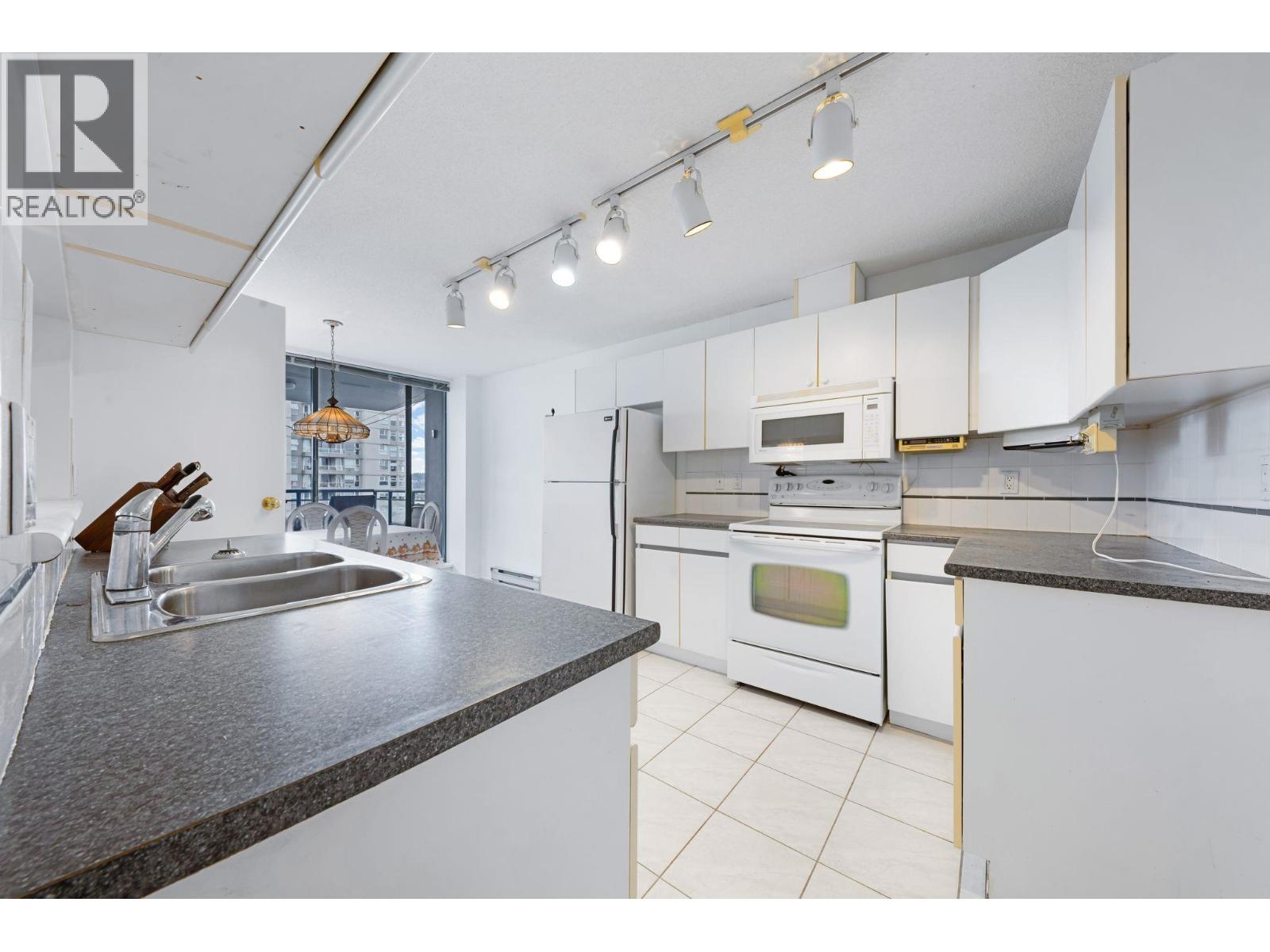 1001 8 Laguna Court, New Westminster, British Columbia  V3M 6M6 - Photo 22 - R3057305